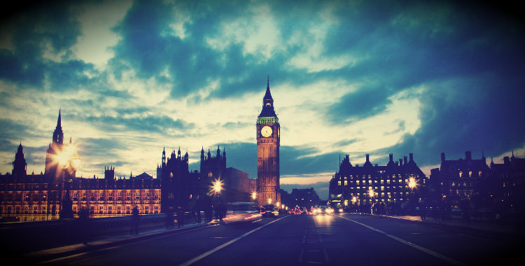 London, United Kingdom home to 8,173,194 people.